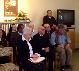 Foto von lauschenden Zuh&ouml;rern